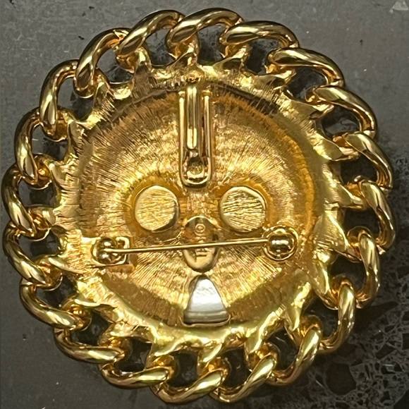 Kenneth Jay Lane KJL vintage gold pearl chain link pendant slide brooch pin QVC - Picture 4 of 4